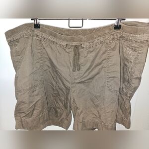 Old Navy olive shorts size XXL